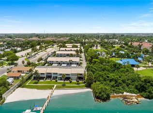 742 NE 20th Ln, Boynton Beach, FL 33435
