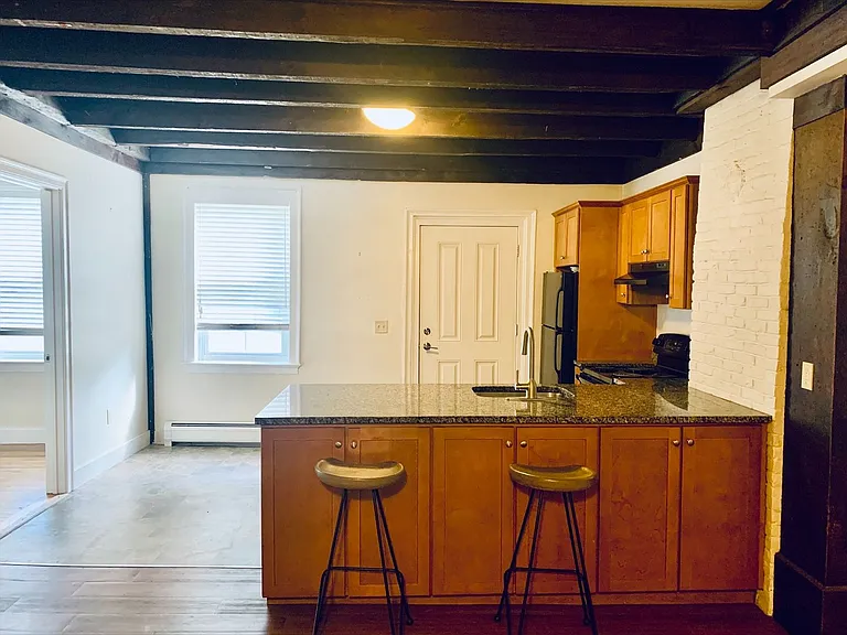 Pet-friendly Apartments for Rent in Hartland, VT! — Photo 9