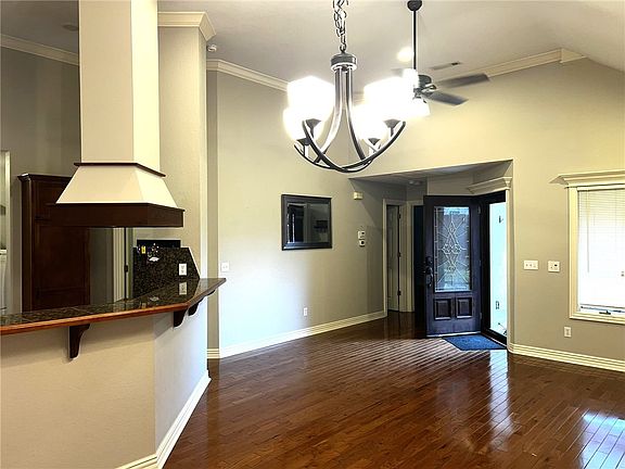 5th image of 4247 E Mission Blvd