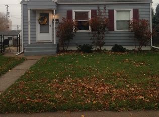 1717 Brown St, Bettendorf, IA 52722