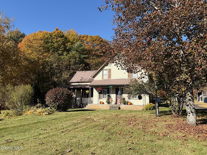 3rd image of 55 Bartlett Pond Road