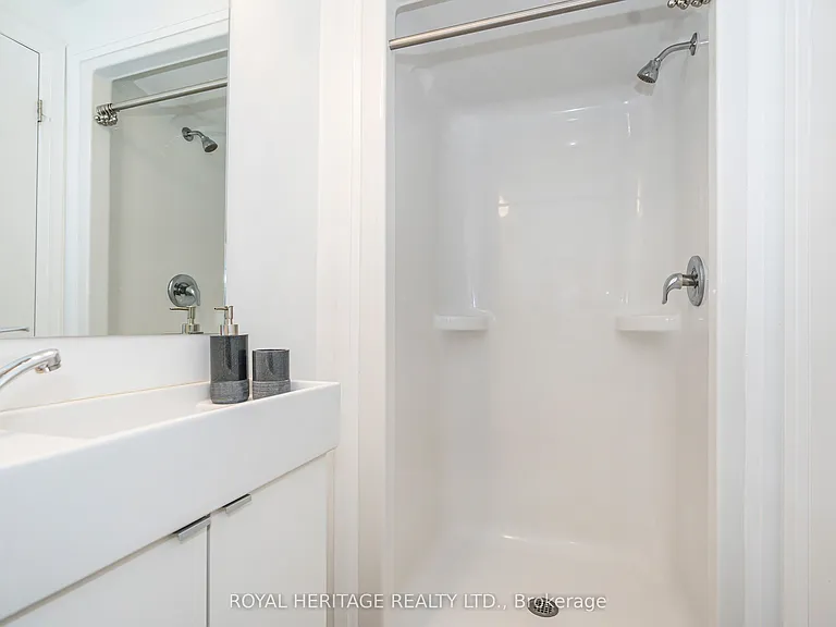 1900 Simcoe St N #614 — Photo 15