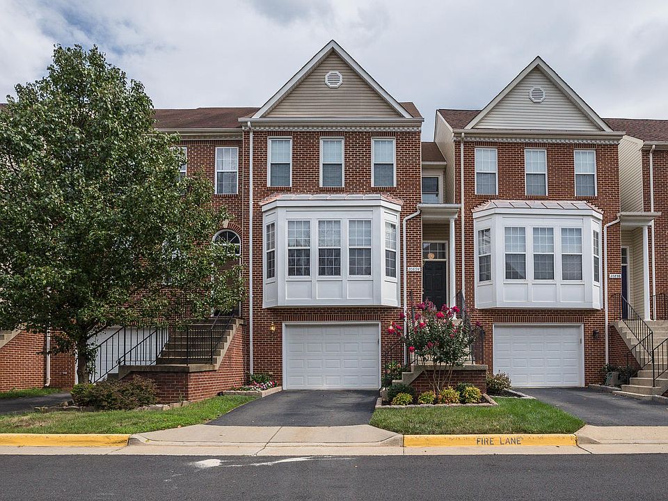 1st image of 20894 Derrydale Sq