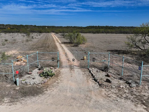 2356 KC 314, Junction, TX 76849