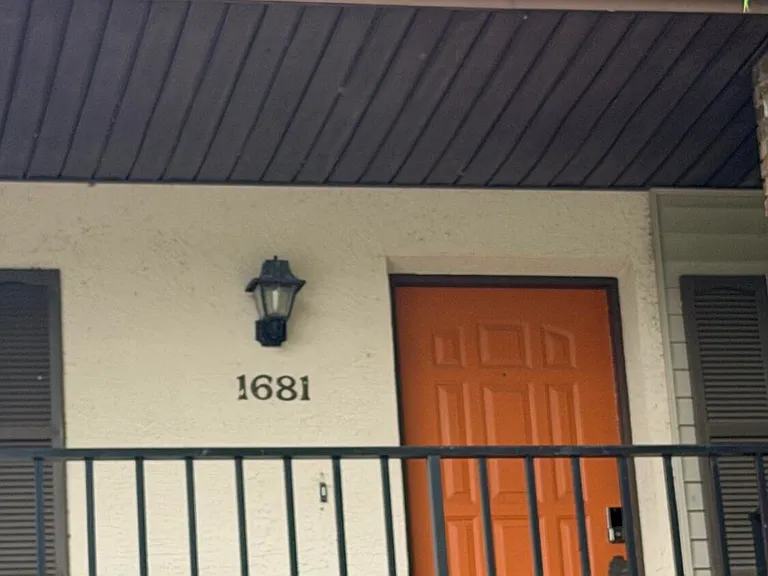 1681 Spring Garden Ct S — Photo 1
