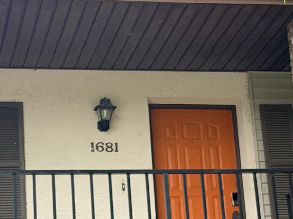 1st image of 1681 Spring Garden Ct S