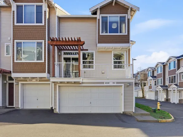 8590 SW 147th Ter #103, Beaverton, OR 97006