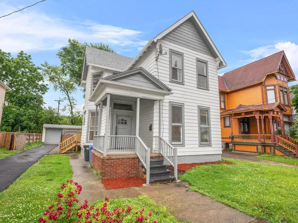 2903 Scranton Rd #Up, Cleveland, OH 44113