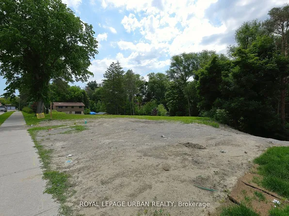 28 Avenue Rd, Richmond Hill, ON L4C 6B8