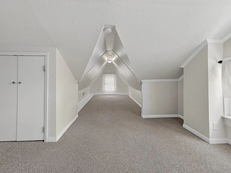 2601 S University Dr — Photo 45
