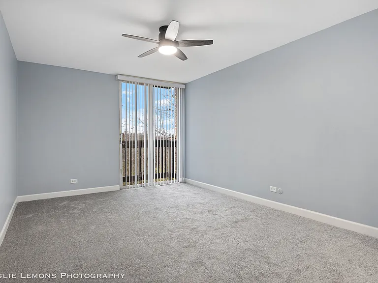 5600 Hillcrest Ln #2M — Photo 12