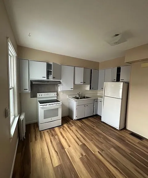 293 Dartmouth St #1 — Photo 5