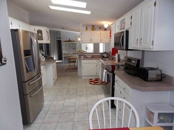 5th image of 207 Tradewind Ct