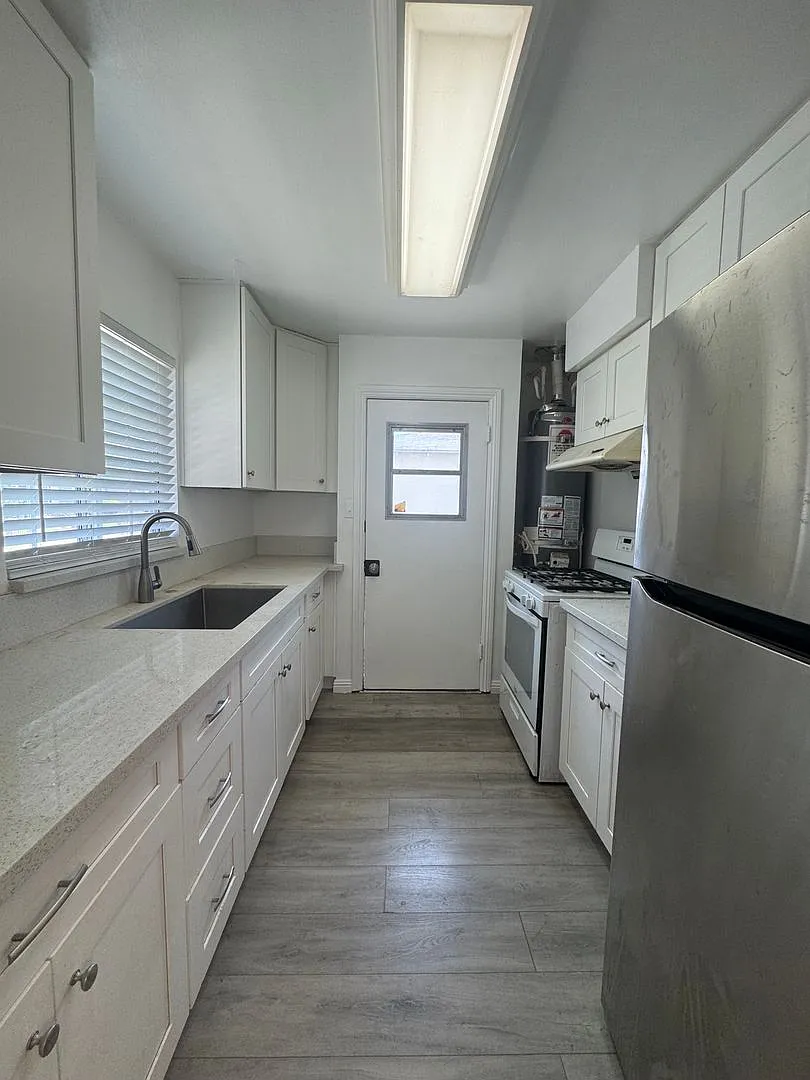 Alhambra 1 bed 1 bath apt for lease — Photo 4