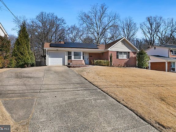 3rd image of 12115 Willow Wood Dr