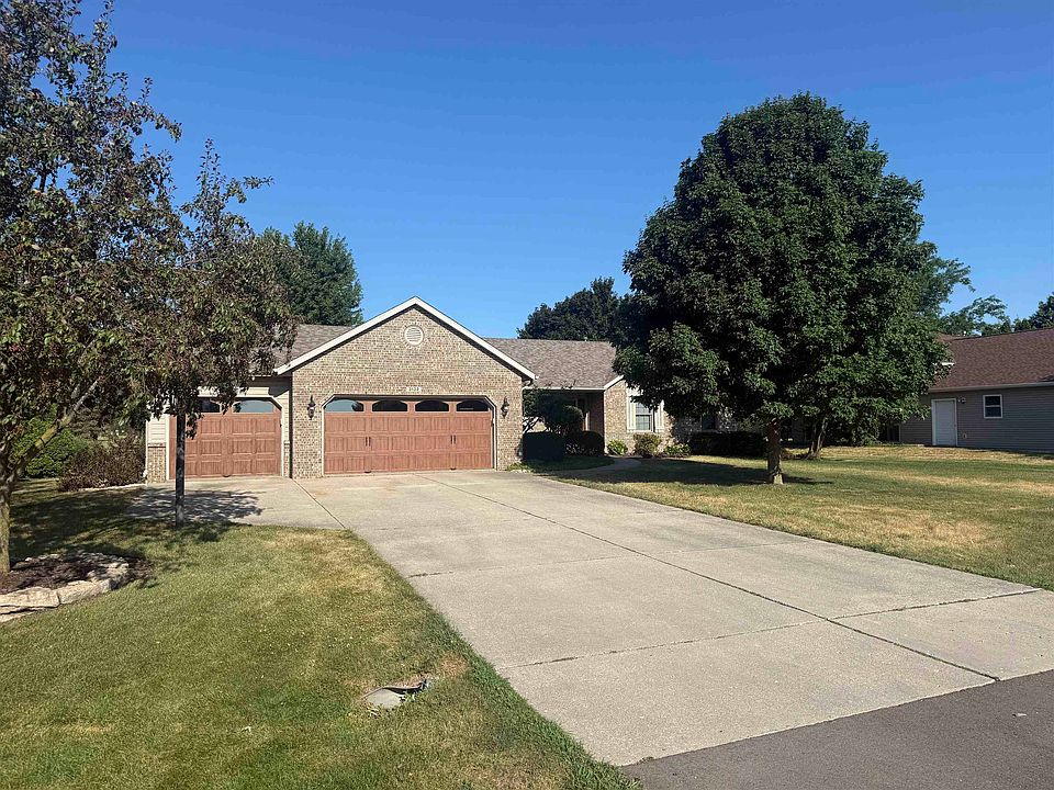 2nd image of 3132 S Flack Rd