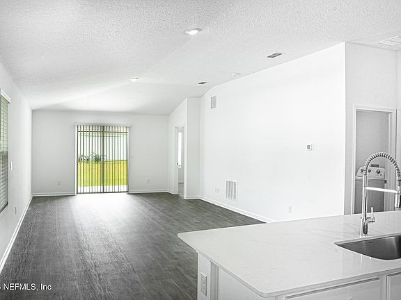 4th image of 342 Rio Salado Rd