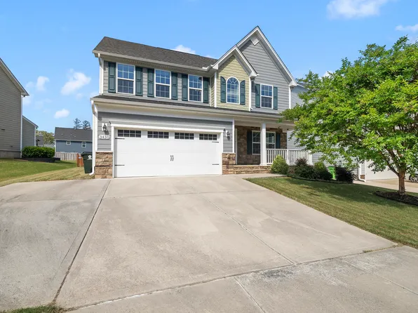 3430 Jordan Shires Dr, New Hill, NC 27562