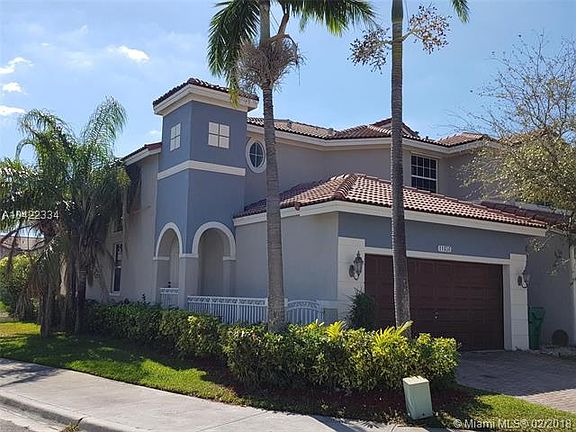 2nd image of 11454 NW 79th Ln #11454