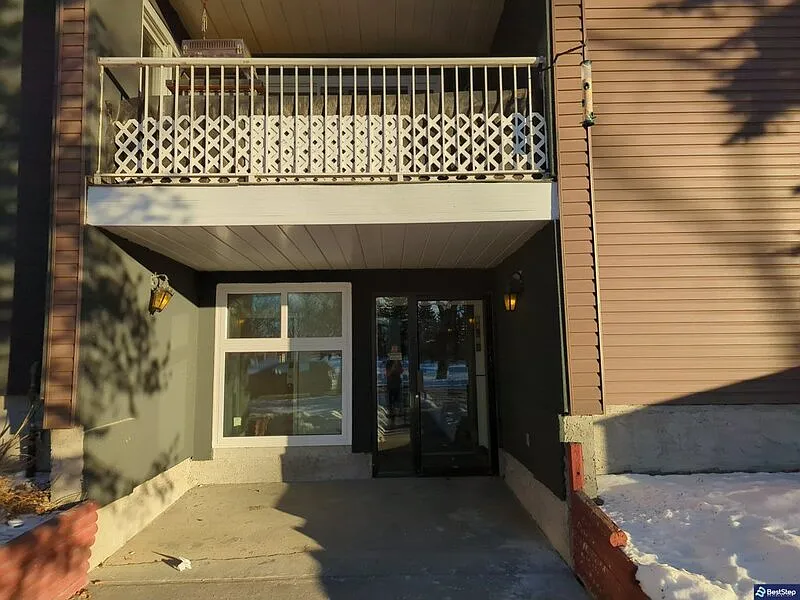 Building Photo - 10837 117th St NW #404
