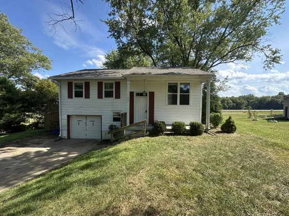 213 S Poplar Dr, Ellettsville, IN 47429