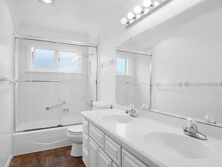 5708 Lamas St — Photo 16