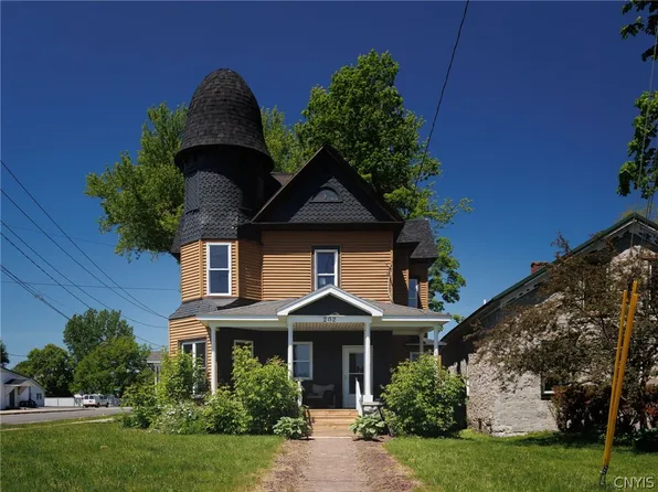202 E Main St, Brownville, NY 13615