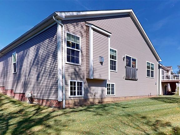 3rd image of 1288 Juniper Ct