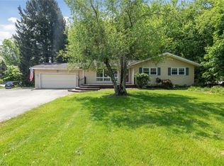 89 N River Rd, Munroe Falls, OH 44262