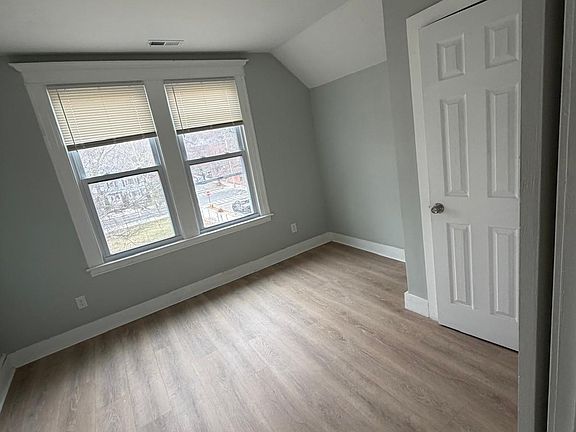 5th image of 145 Starr St #3