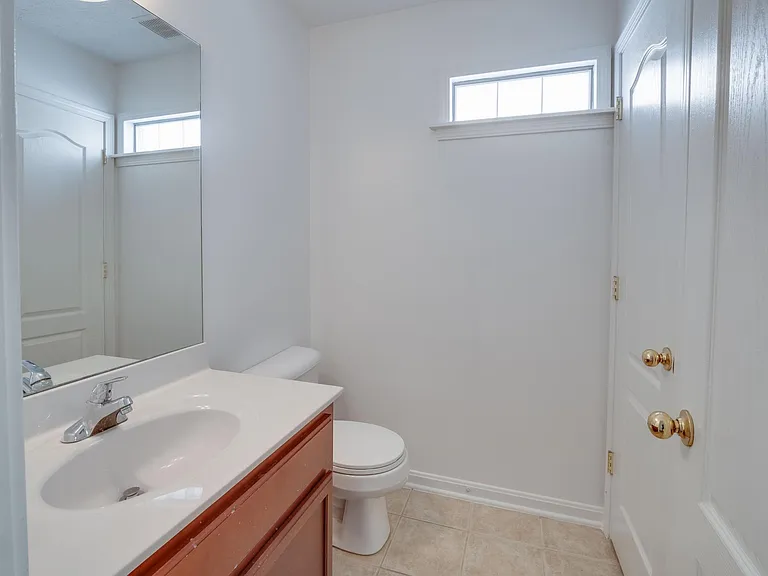 4300 Clearwater Way #4300 — Photo 7