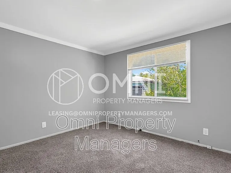 7161 Varjo St — Photo 7