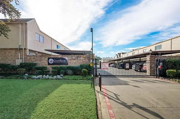 9829 Park Lane Ct #B — Photo 11