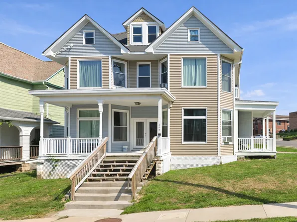 308 Hill St #1, Dubuque, IA 52001