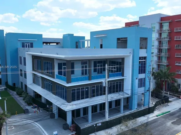 7825 NW 107th Ave APT 718, Doral, FL 33178