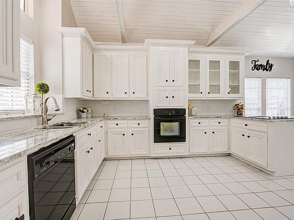5th image of 3315 Laurel Crest Drive
