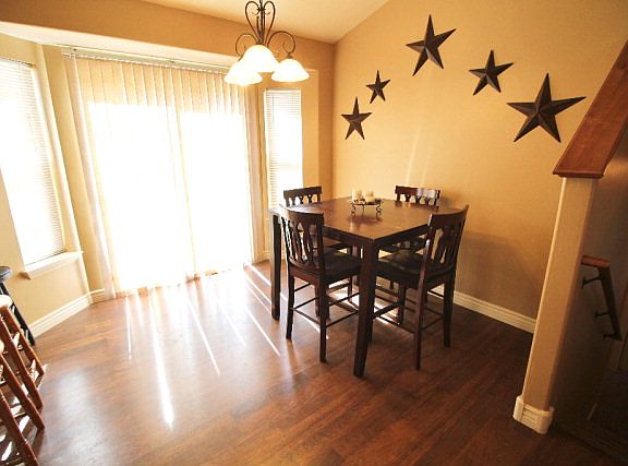 3rd image of 2282 N Viola Dr