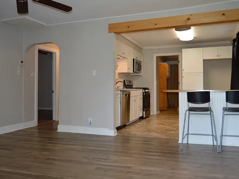 1500 E Central St — Photo 3