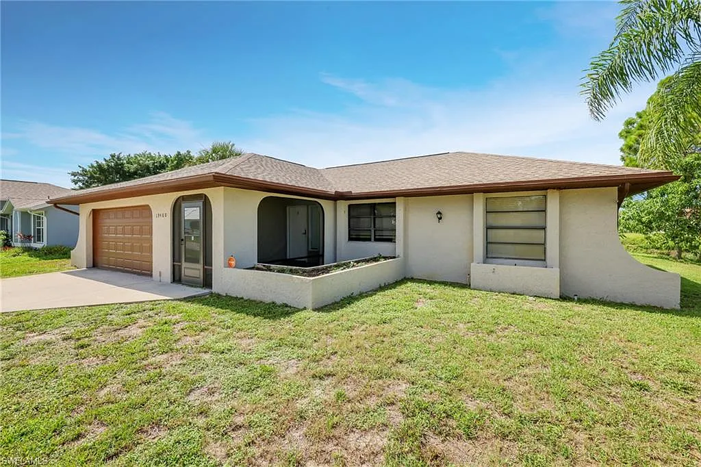 Building Photo - 19480 Poppytree Ct