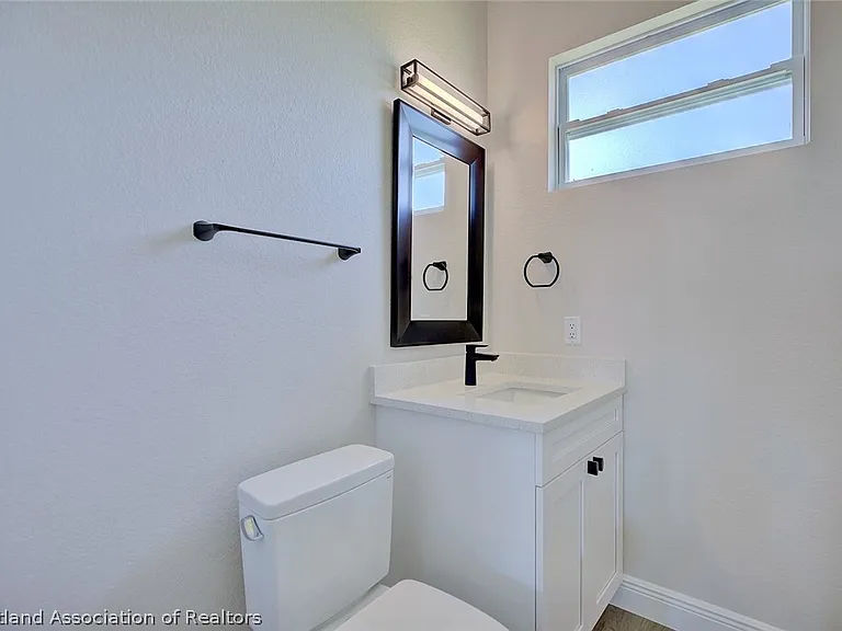 6416 Concord Dr — Photo 8