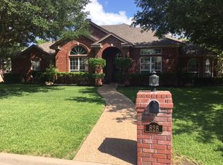 828 Stoneridge Dr, Hewitt, TX 76643