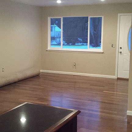 Kitchen to living room