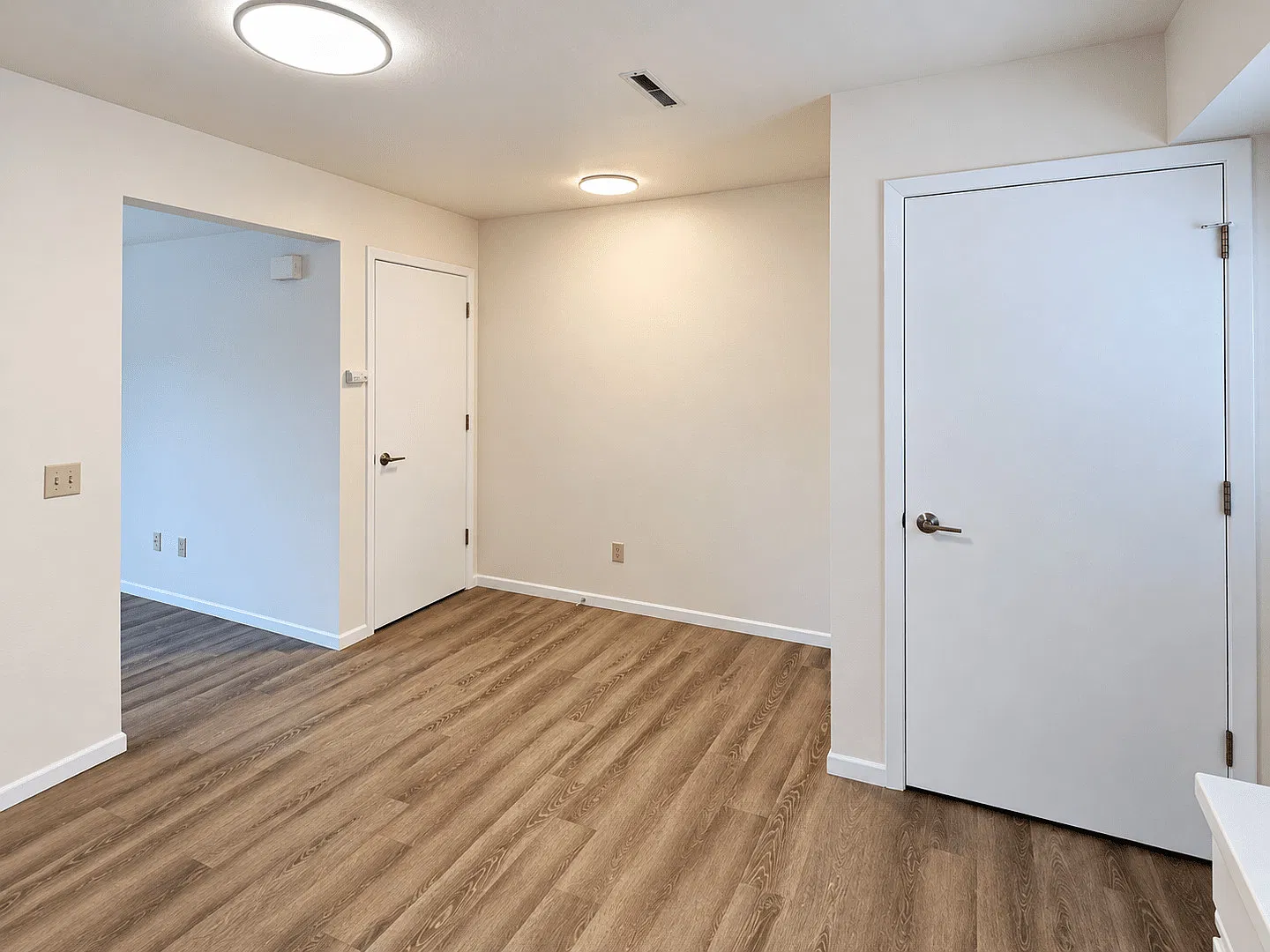 Pine Meadow Townhomes — Photo 4