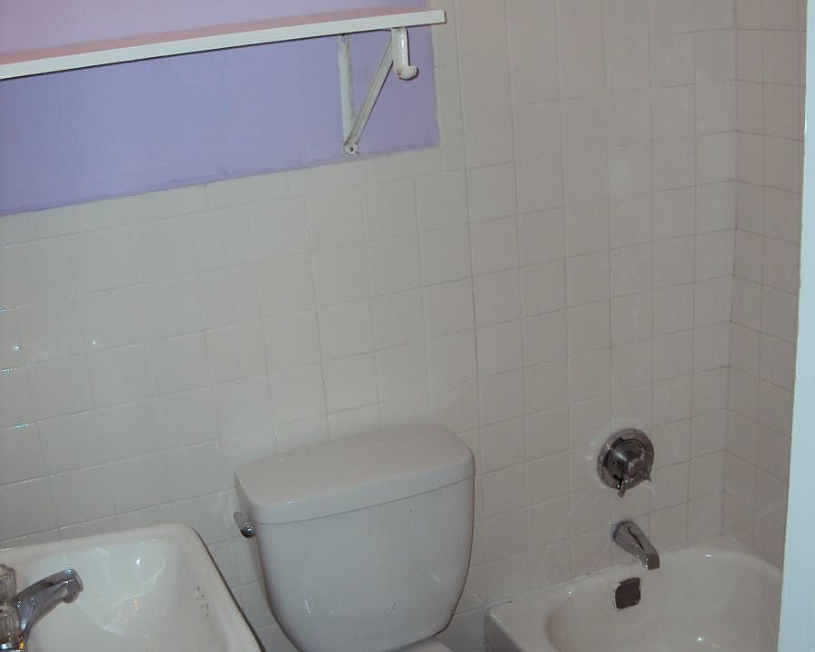 2nd image of 86 Bernon St #3