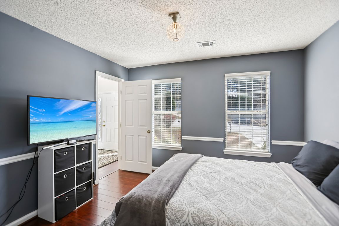 Brandenberry Dr-S1111-020.jpg
