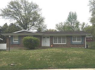 4716 Sunnyview Dr, Saint Louis, MO 63128