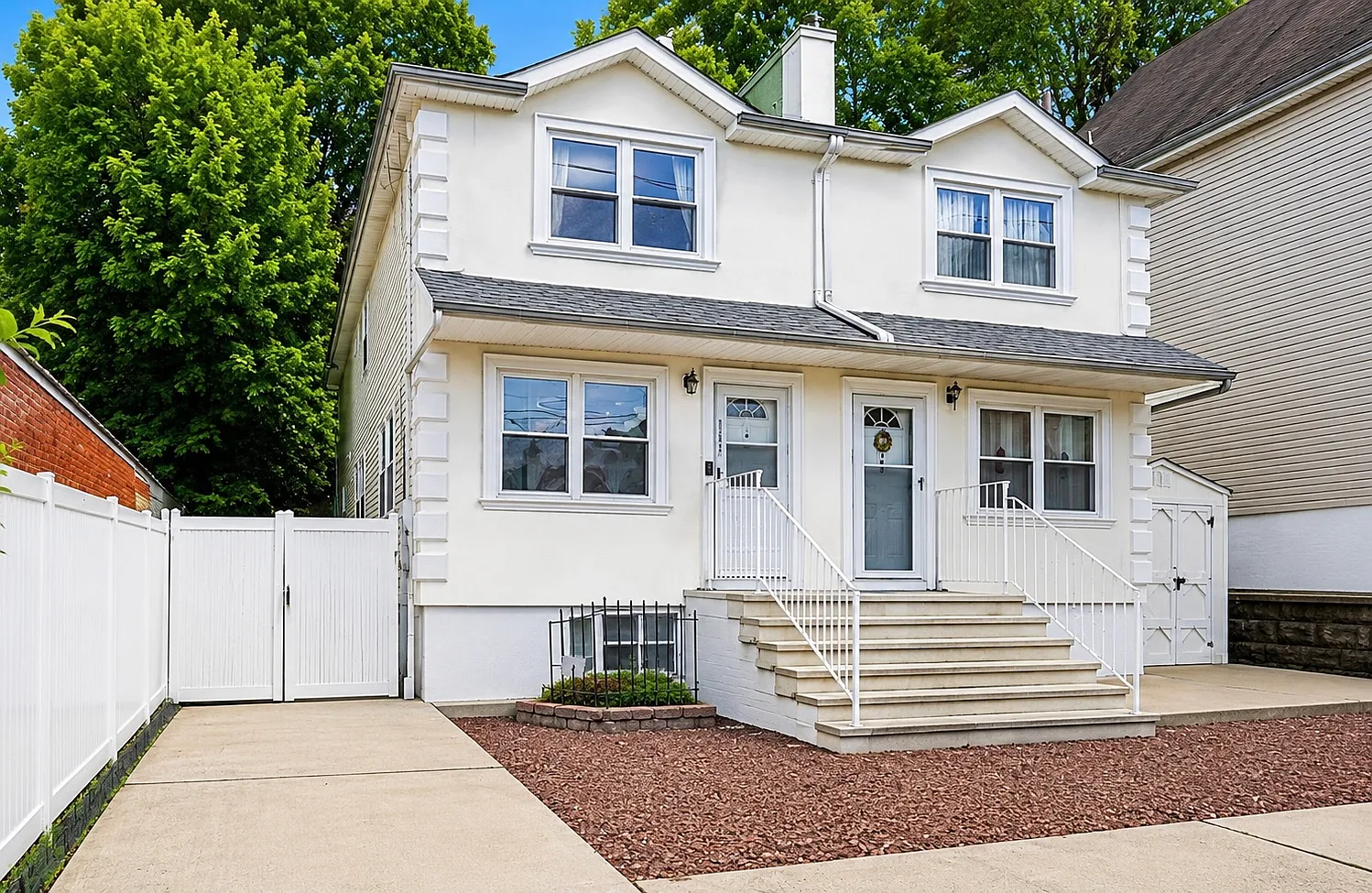 3 bed, 1.5 bath, $3,500 — Photo 1