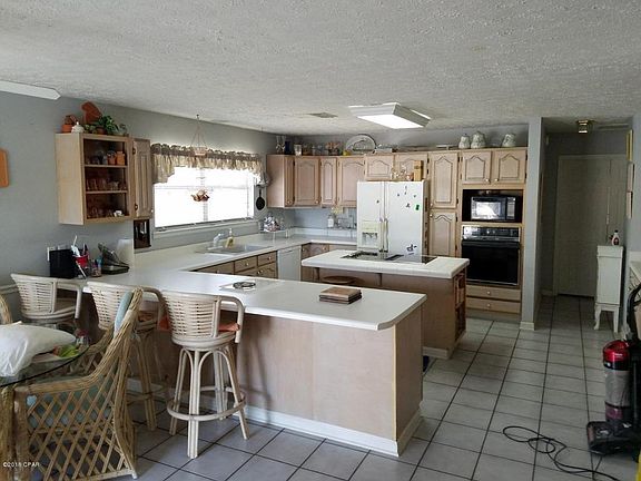 2nd image of 21228 S Lakeview Dr
