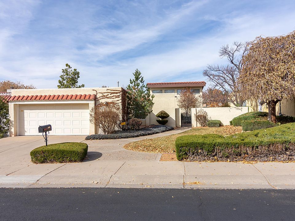 1st image of 9631 Village Grn NE