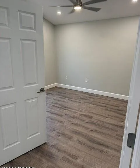 6807 Henno Ct — Photo 9
